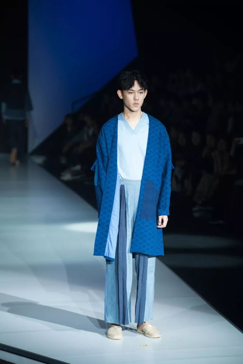 以屮之名，破而后立 2018北服時(shí)裝周服飾傳承與創(chuàng)新的畢業(yè)設(shè)計(jì)秀